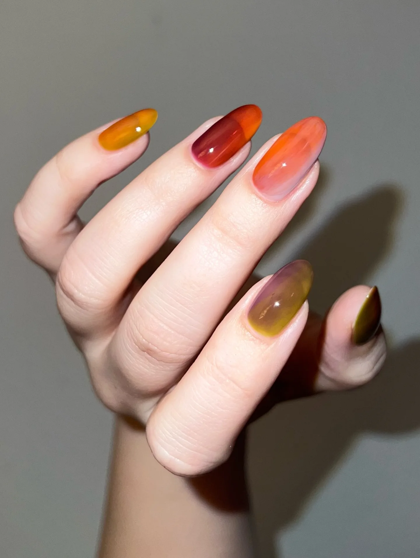 warm gradient oval jelly nails