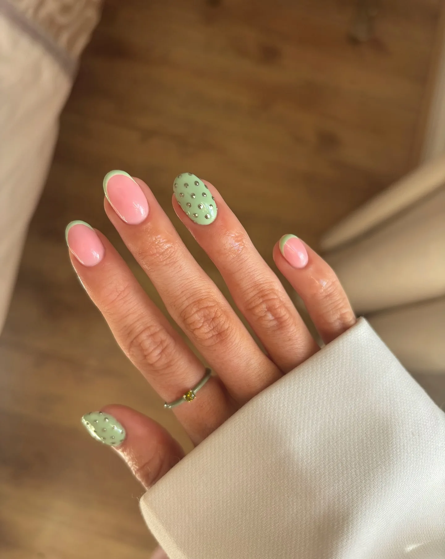 coral pink oval jelly nails