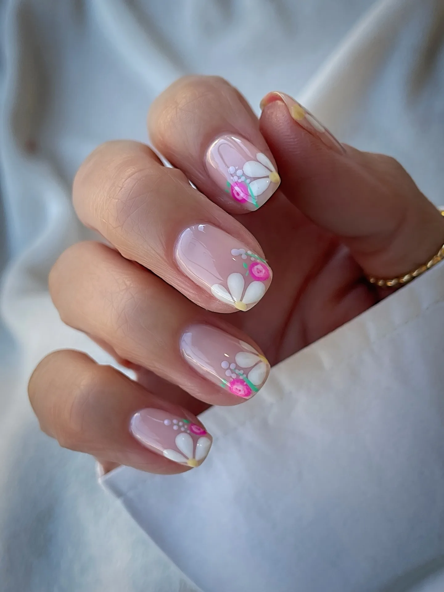pink square floral daisy nails