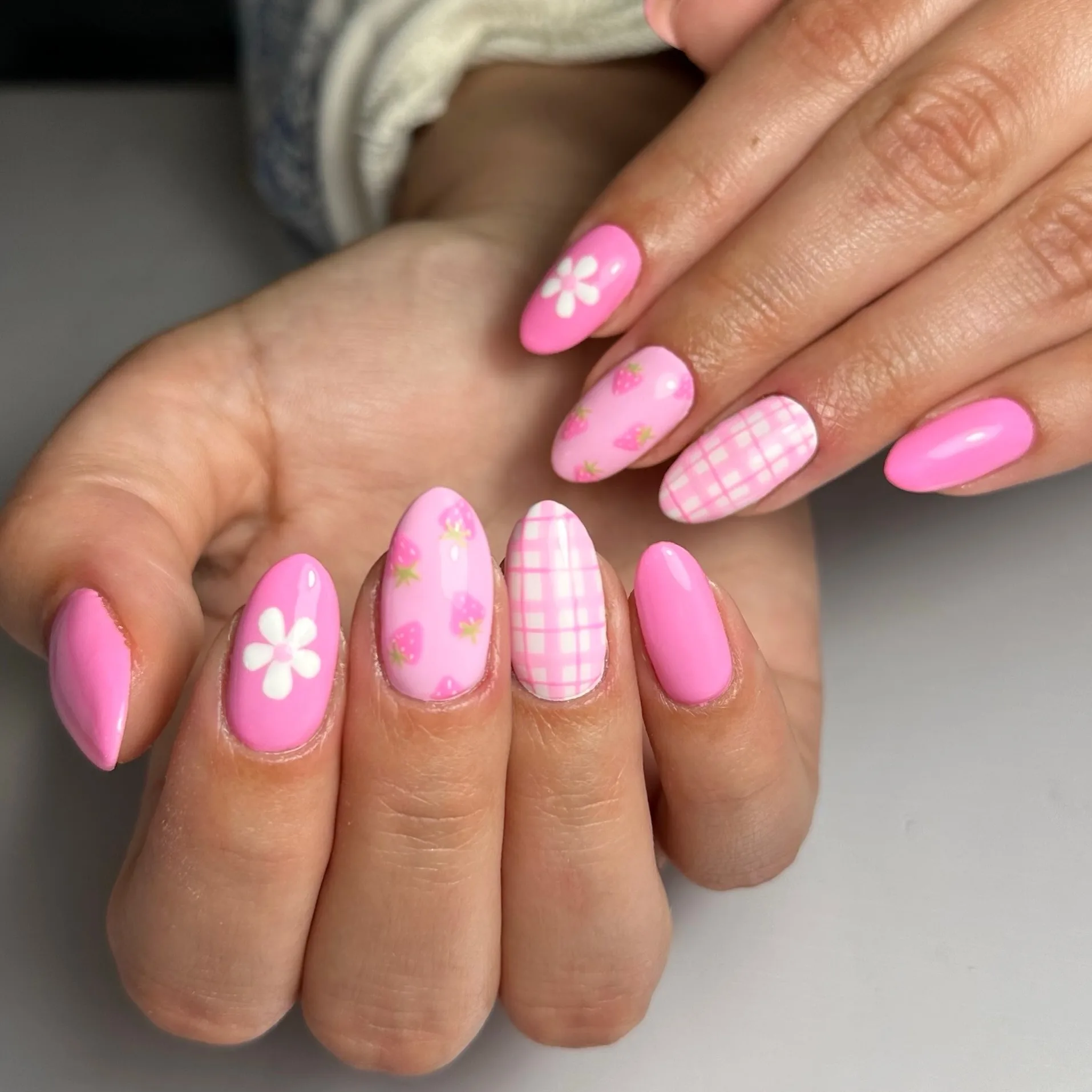 pink oval floral gingham nails