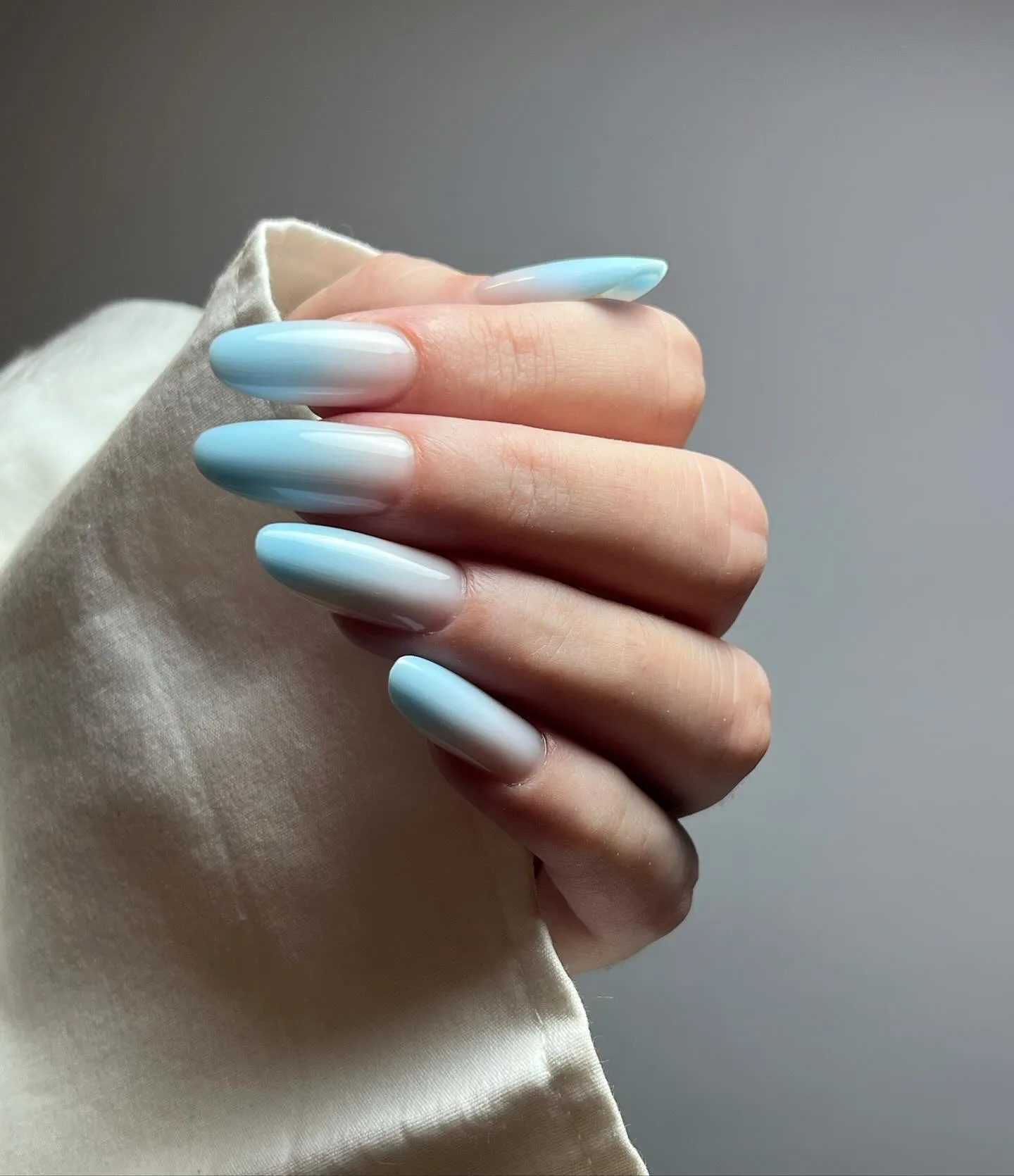 baby blue oval creamy nails