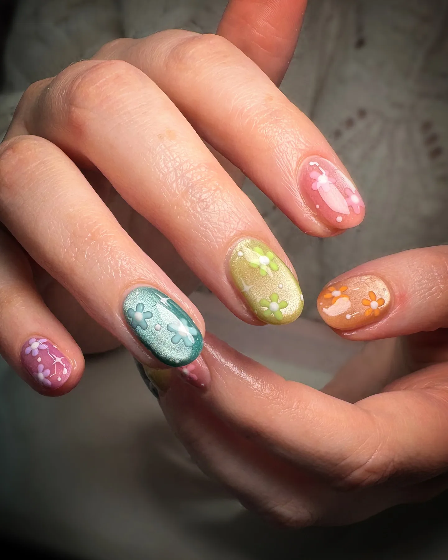 rainbow oval jelly daisy nails