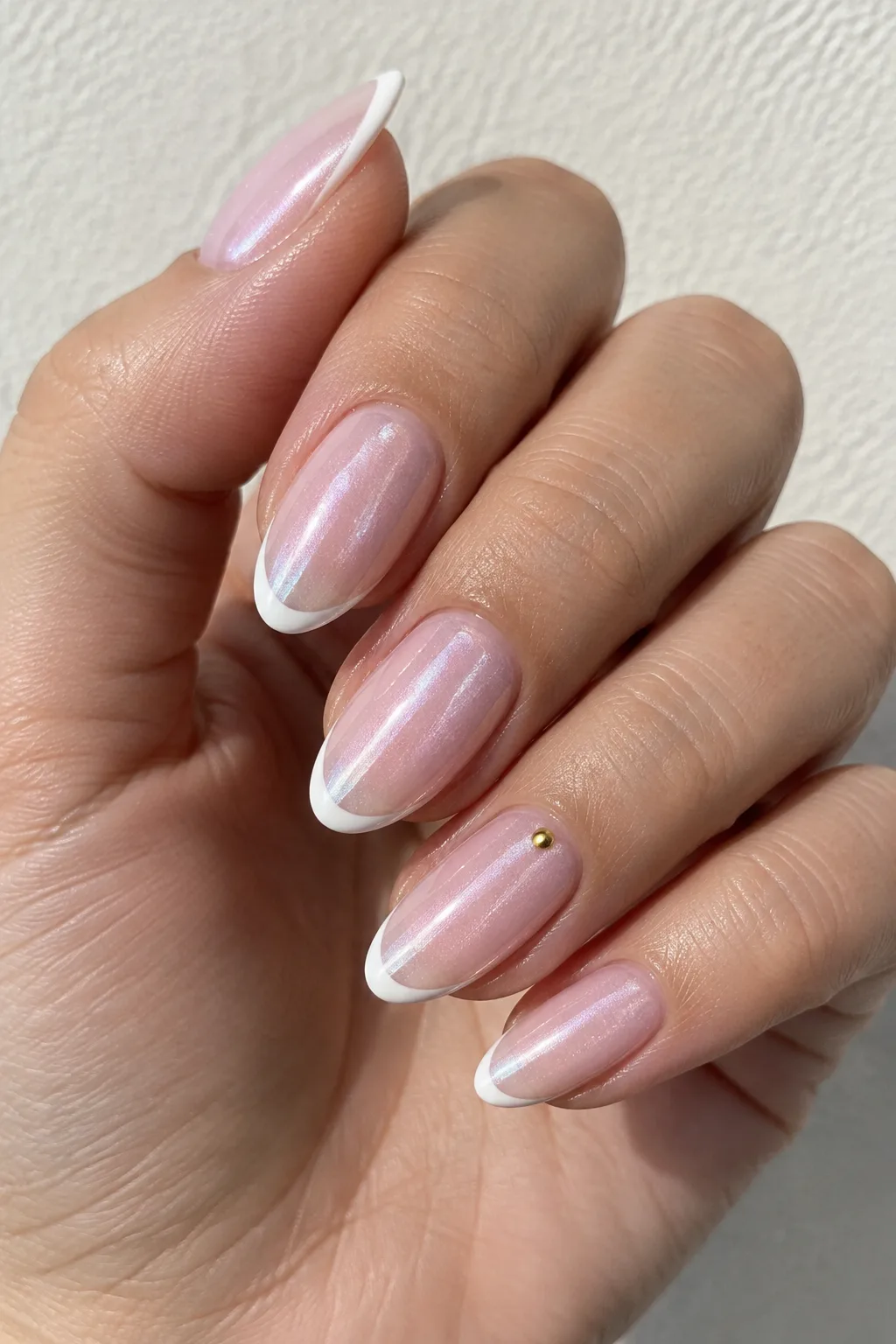 Best Nail Shape for Short Fingers: Almond vs Squoval Test