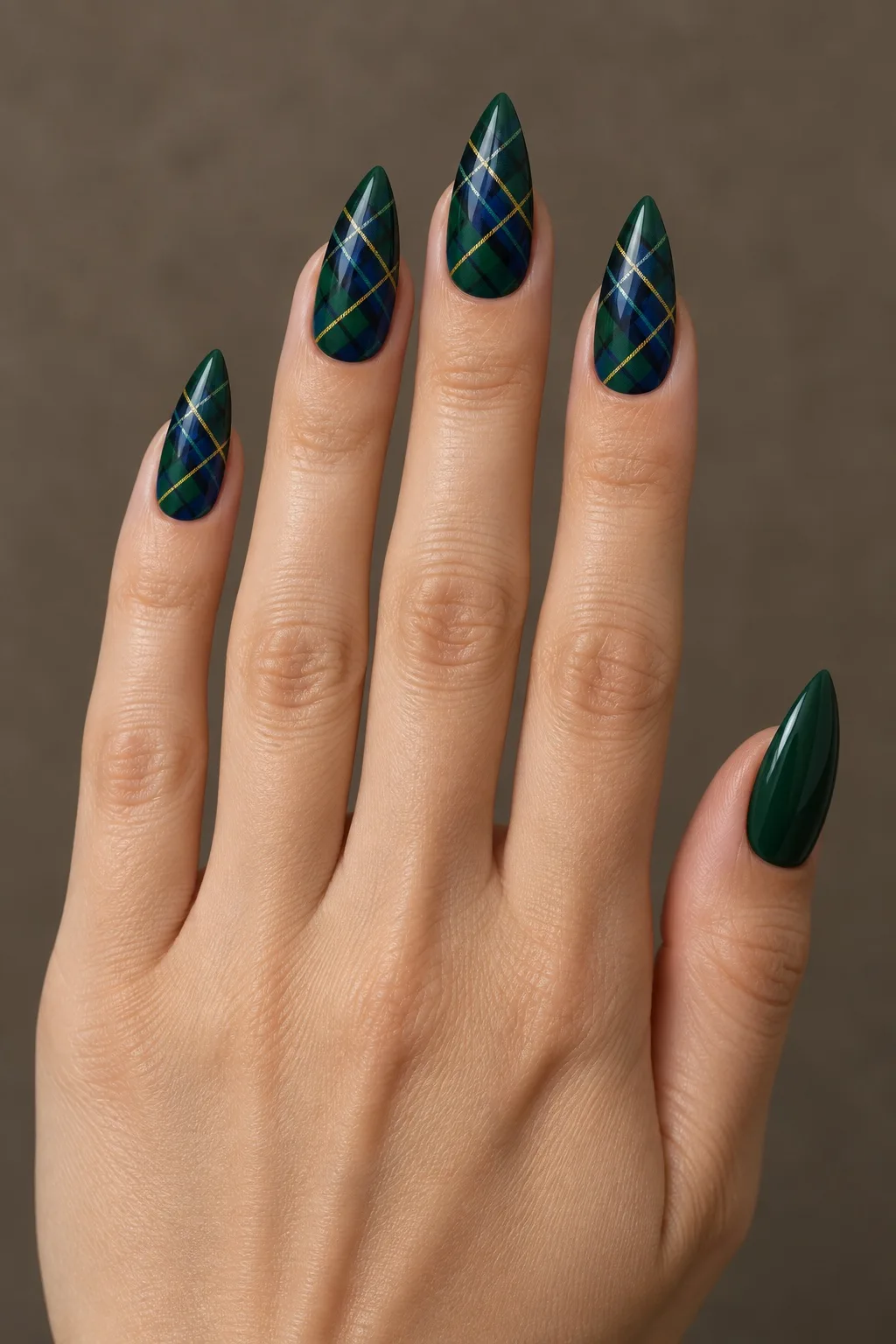 Diagonal Kilt Stripes — plaid nails for fall